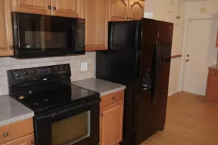 7421 NW 72nd Ave, Tamarac, FL 33321 - Photo 9