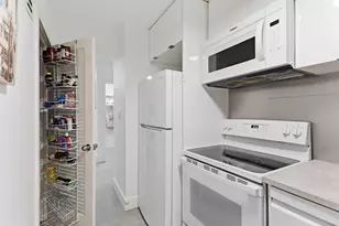 3000 Riomar St, Fort Lauderdale, FL 33304 - Photo 7