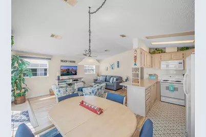 802 Nettles Boulevard, Jensen Beach, FL 34957 - Photo 3