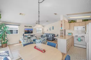 802 Nettles Blvd, Jensen Beach, FL 34957 - Photo 3