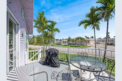 802 Nettles Boulevard, Jensen Beach, FL 34957 - Photo 11