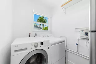 2130 Wiley Ct, Hollywood, FL 33020 - Photo 9