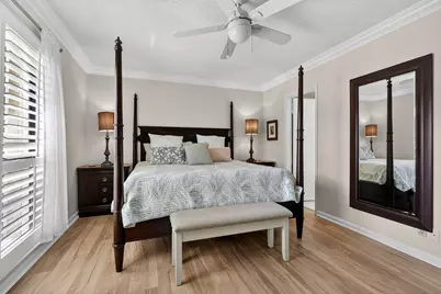 479 Brackenwood Lane N, Palm Beach Gardens, FL 33418 - Photo 21