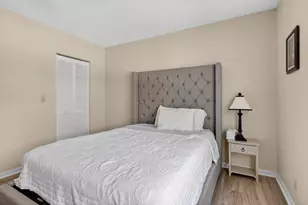 479 Brackenwood Ln N, Palm Beach Gardens, FL 33418 - Photo 31