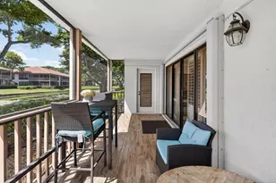 479 Brackenwood Ln N, Palm Beach Gardens, FL 33418 - Photo 33