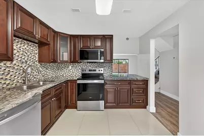 7325 SW 26th Court #22, Davie, FL 33314 - Photo 9