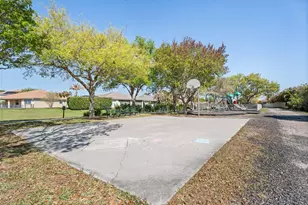 445 NW Sunflower Pl, Jensen Beach, FL 34957 - Photo 37