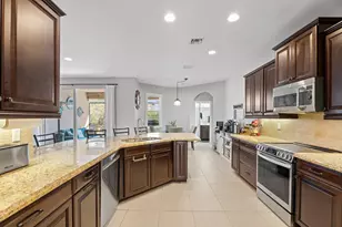 445 NW Sunflower Pl, Jensen Beach, FL 34957 - Photo 13