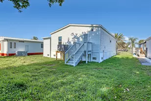 1479 Barefoot Cir, Sebastian, FL 32976 - Photo 13