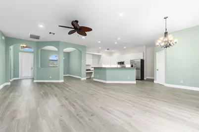 501 NW Pine Sap Place, Jensen Beach, FL 34957 - Photo 9