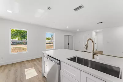 188 SE Naranja Avenue, Port Saint Lucie, FL 34983 - Photo 13