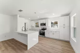 188 SE Naranja Ave, Port Saint Lucie, FL 34983 - Photo 5