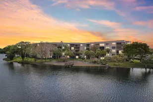 1101 Colony Point Cir, Pembroke Pines, FL 33026 - Photo 43