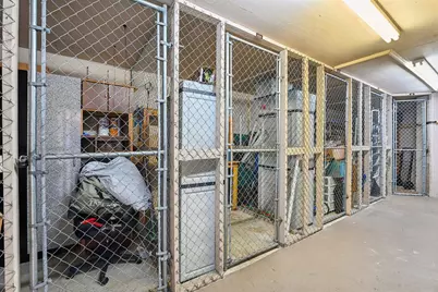 1101 Colony Point Circle #404, Pembroke Pines, FL 33026 - Photo 27