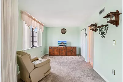 1101 Colony Point Circle #404, Pembroke Pines, FL 33026 - Photo 11