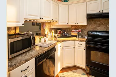 1017 Green Pine Boulevard #C, West Palm Beach, FL 33409 - Photo 9