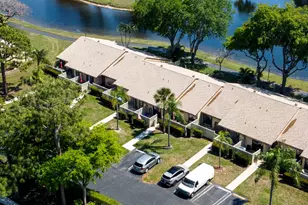 1017 Green Pine Blvd, West Palm Beach, FL 33409 - Photo 3