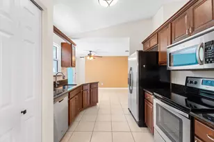 166 SW Andover Ct, Port Saint Lucie, FL 34953 - Photo 9