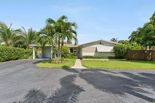 2691 NE 18th St, Pompano Beach, FL 33062 - Photo 1