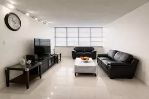 1351 NE Miami Gardens Dr, Miami, FL 33179 - Photo 3