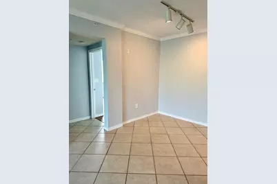 6394 Emerald Dunes Drive #205, West Palm Beach, FL 33411 - Photo 5
