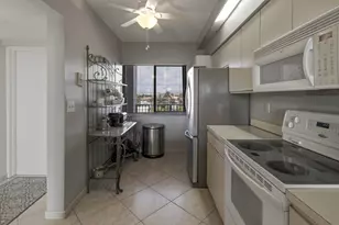 2300 NE 33rd Ave, Fort Lauderdale, FL 33305 - Photo 5