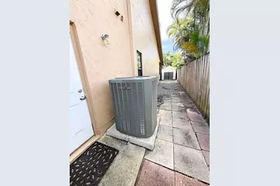 8725 SW 56th Place, Cooper City, FL 33328 - Photo 45