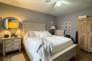 902 NE 34th St, Oakland Park, FL 33334 - Photo 9