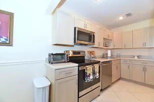 17 E Stratford Dr Dr E, Boynton Beach, FL 33436 - Photo 13