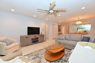 17 E Stratford Dr Dr E, Boynton Beach, FL 33436 - Photo 5