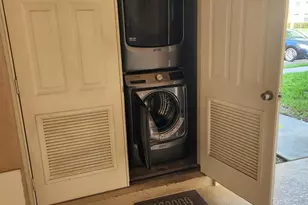 8317 Mulligan Cir, Port Saint Lucie, FL 34986 - Photo 9