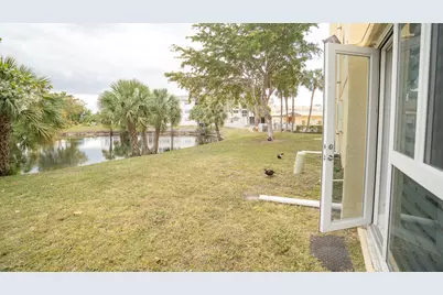 8285 Sunrise Lakes Boulevard #110, Sunrise, FL 33322 - Photo 23