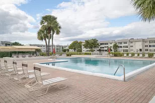 8285 Sunrise Lakes Blvd, Sunrise, FL 33322 - Photo 29