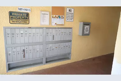 8285 Sunrise Lakes Boulevard #110, Sunrise, FL 33322 - Photo 25