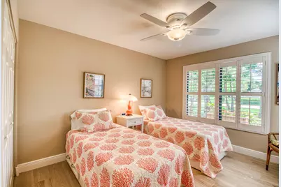 18 Edinburgh Drive, Palm Beach Gardens, FL 33418 - Photo 21