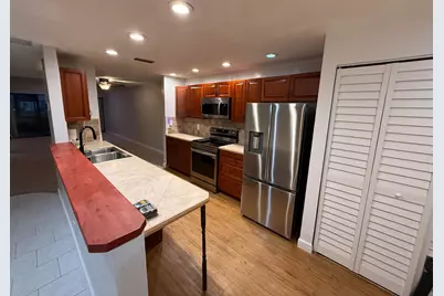 1097 NW 98th Terrace #110, Pembroke Pines, FL 33024 - Photo 13