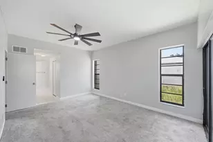 1097 NW 98th Terrace, Pembroke Pines, FL 33024 - Photo 17