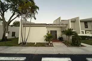 1097 NW 98th Terrace, Pembroke Pines, FL 33024 - Photo 1