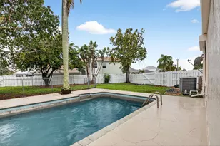 1103 W Fairfax Cir W, Boynton Beach, FL 33436 - Photo 43