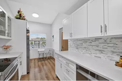 7855 Willow Spring Drive #725, Lake Worth, FL 33467 - Photo 15