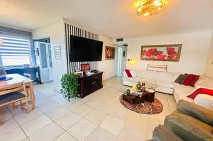 200 Ventnor L, Deerfield Beach, FL 33442 - Photo 3