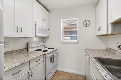 600 SW 2nd Avenue #240, Boca Raton, FL 33432 - Photo 9