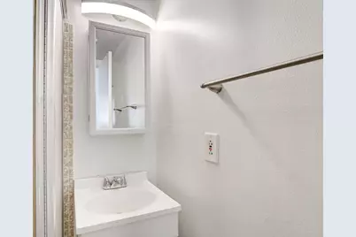 600 SW 2nd Avenue #240, Boca Raton, FL 33432 - Photo 19