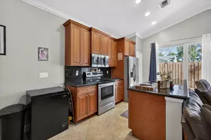3125 Shelby Way, Palm Springs, FL 33461 - Photo 9