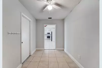 1918 SE Cheltenham Street, Port Saint Lucie, FL 34983 - Photo 15