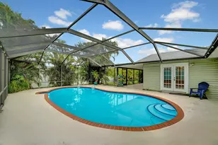 1918 SE Cheltenham St, Port Saint Lucie, FL 34983 - Photo 9