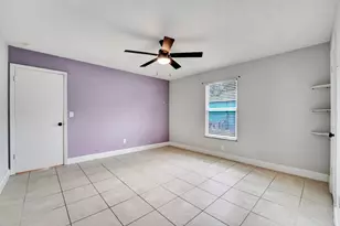 1918 SE Cheltenham St, Port Saint Lucie, FL 34983 - Photo 11