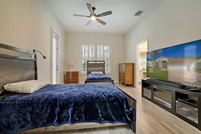 7004 SE Twin Oaks Circle, Stuart, FL 34997 - Photo 21