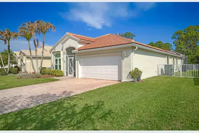 7004 SE Twin Oaks Circle, Stuart, FL 34997 - Photo 3