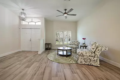 7004 SE Twin Oaks Circle, Stuart, FL 34997 - Photo 7